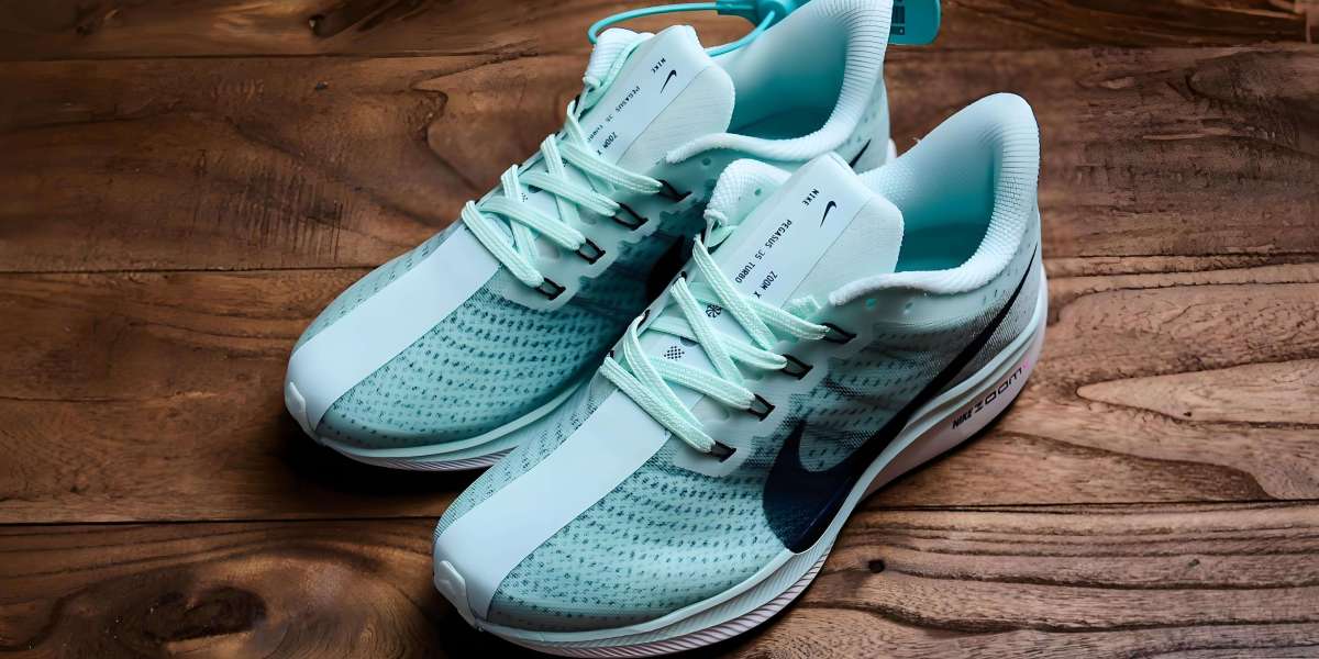 釋放舒適的力量：Nike Zoom 2K 評測